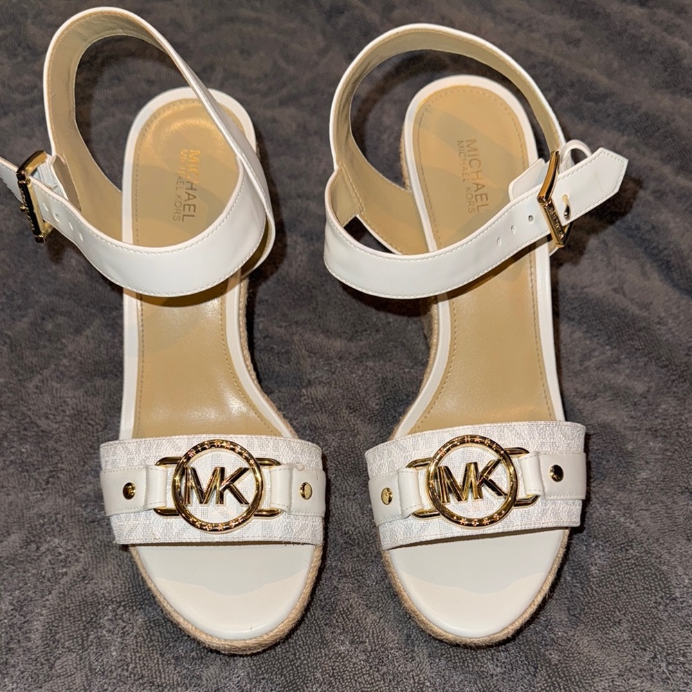 Michael Kors Gold and White Sandals